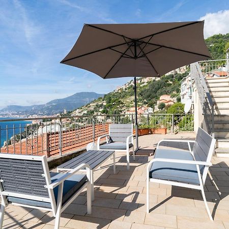 شقة Casa Grimaldi - Terrace & Sea View فنتيميليا المظهر الخارجي الصورة