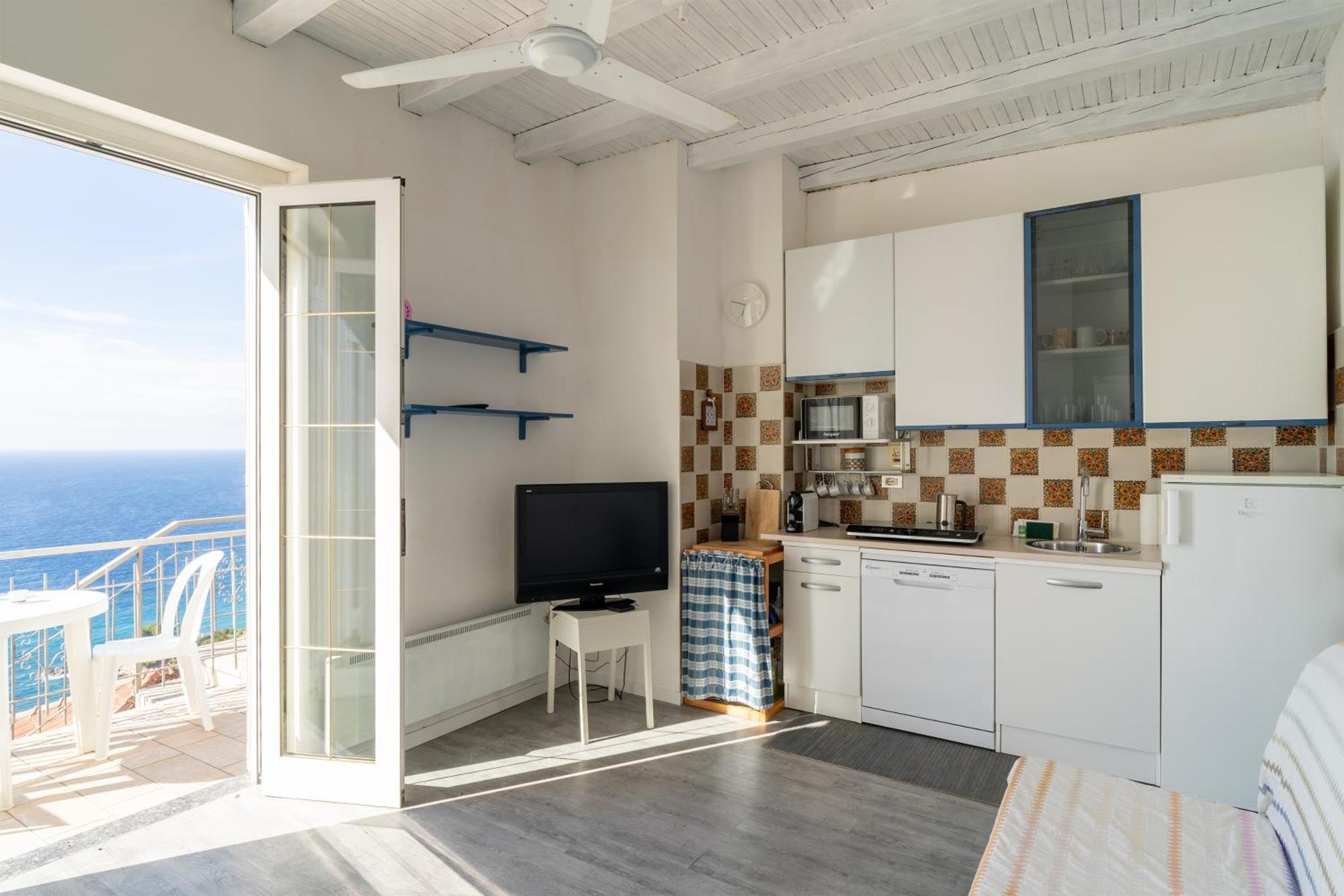 شقة Casa Grimaldi - Terrace & Sea View فنتيميليا المظهر الخارجي الصورة