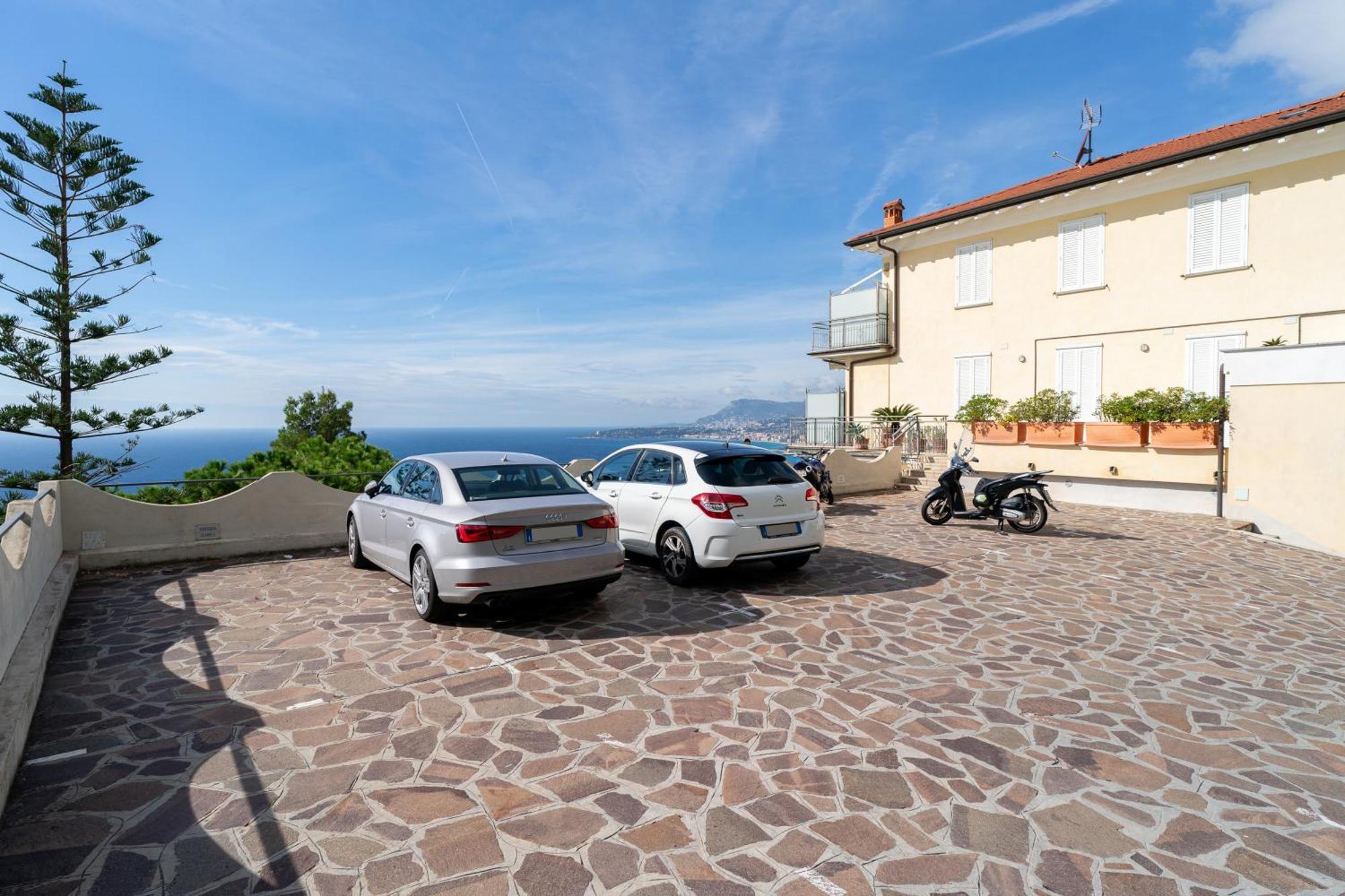 شقة Casa Grimaldi - Terrace & Sea View فنتيميليا المظهر الخارجي الصورة